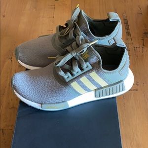 Adidas NMD R 1 Women’s Shoes BRAND NEW